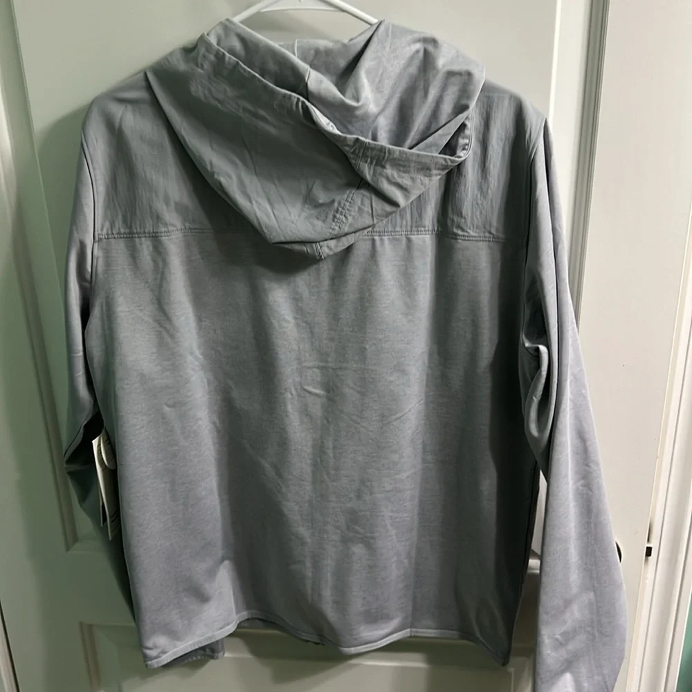 NWT Vuori Sunday Element Jacket - Platinum Heather - men’s medium - Picture 6 of 6
